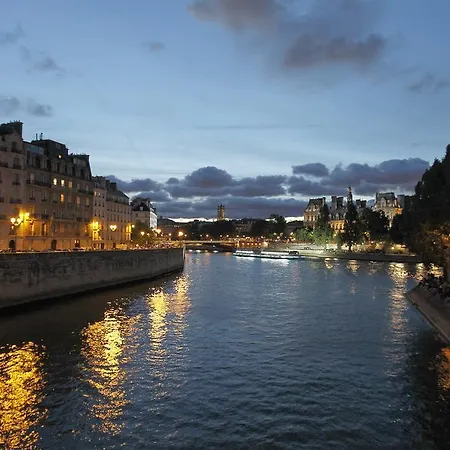 Des Deux-iles - Notre-dame Hotel Paris