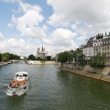 Des Deux-iles - Notre-dame Hotel 3*