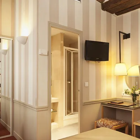 Des Deux-iles - Notre-dame 3*