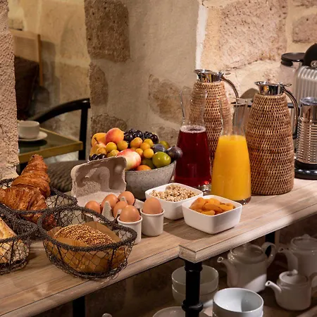 Des Deux-iles - Notre-dame 3*