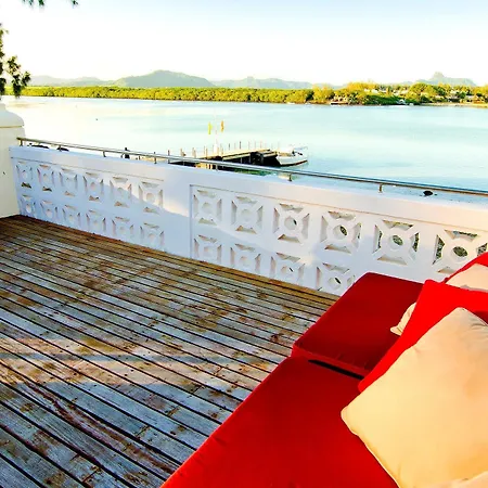Hotel Des Deux-iles - Notre-dame 3*