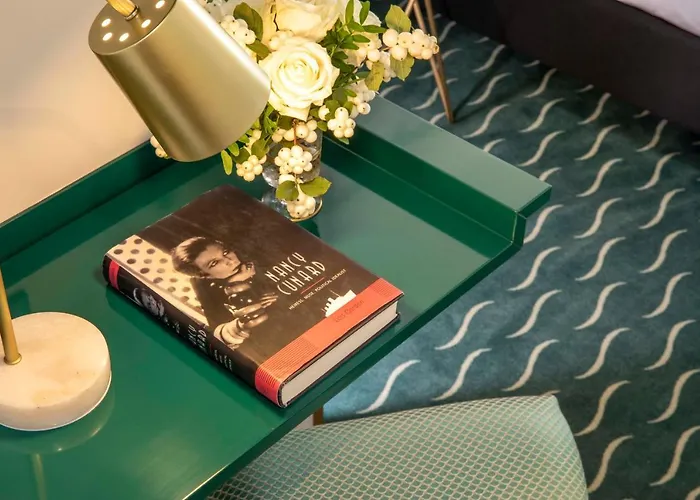 Des Deux-iles - Notre-dame 호텔