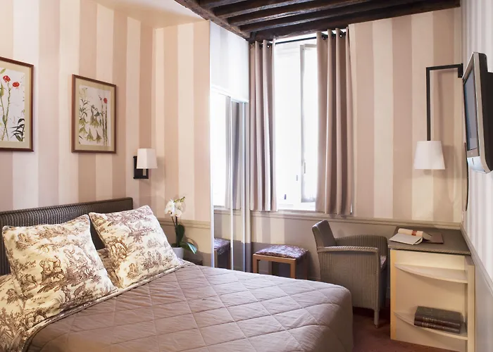 Des Deux-iles - Notre-dame 3*